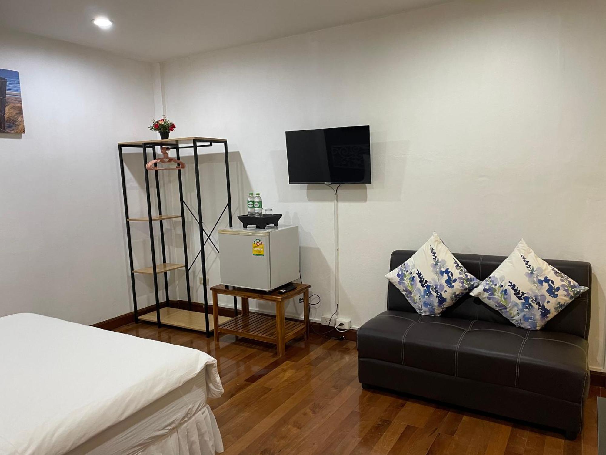 Nawaporn Place Phuket Exterior foto